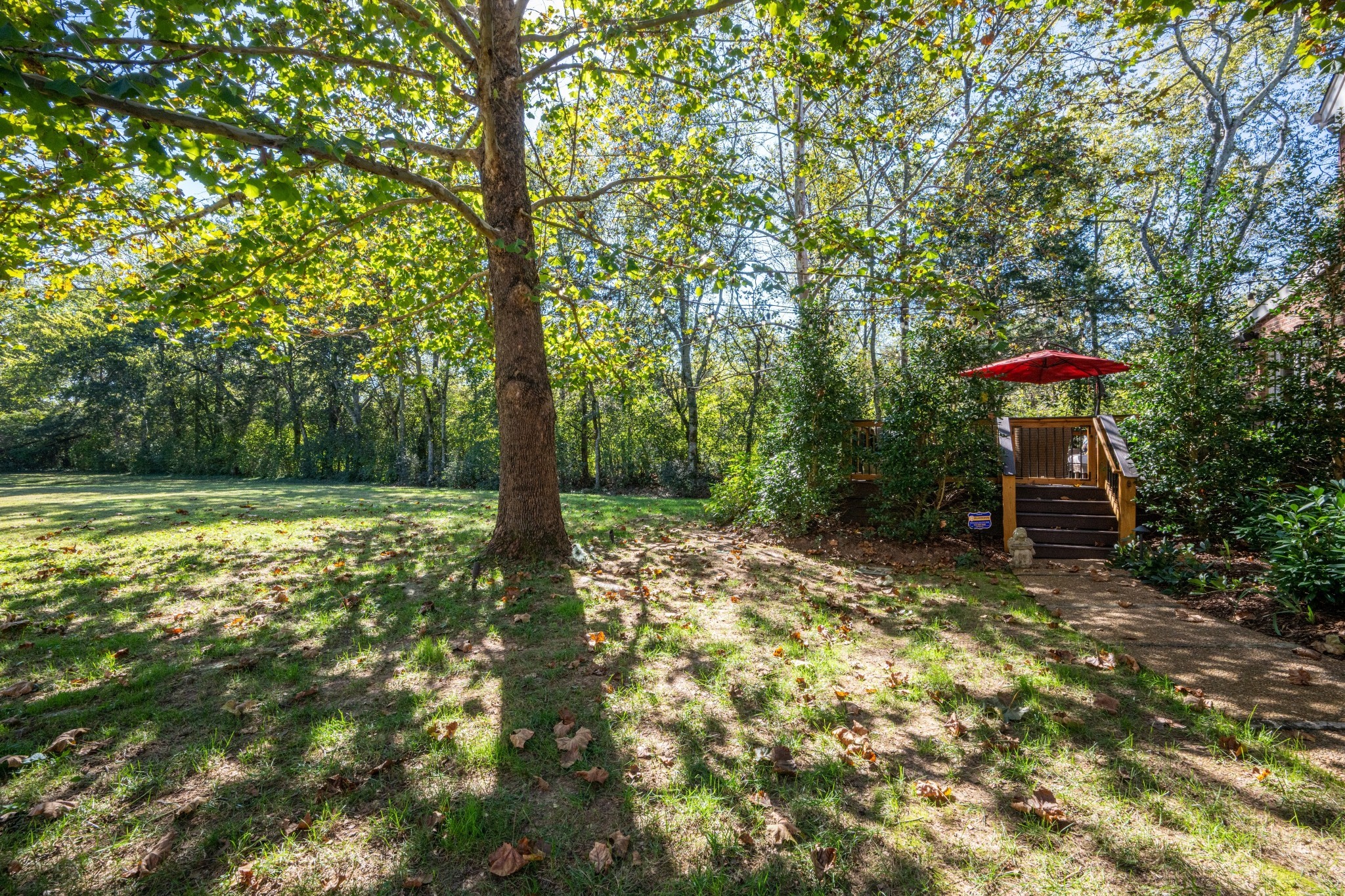 6326 Chickering Woods Dr