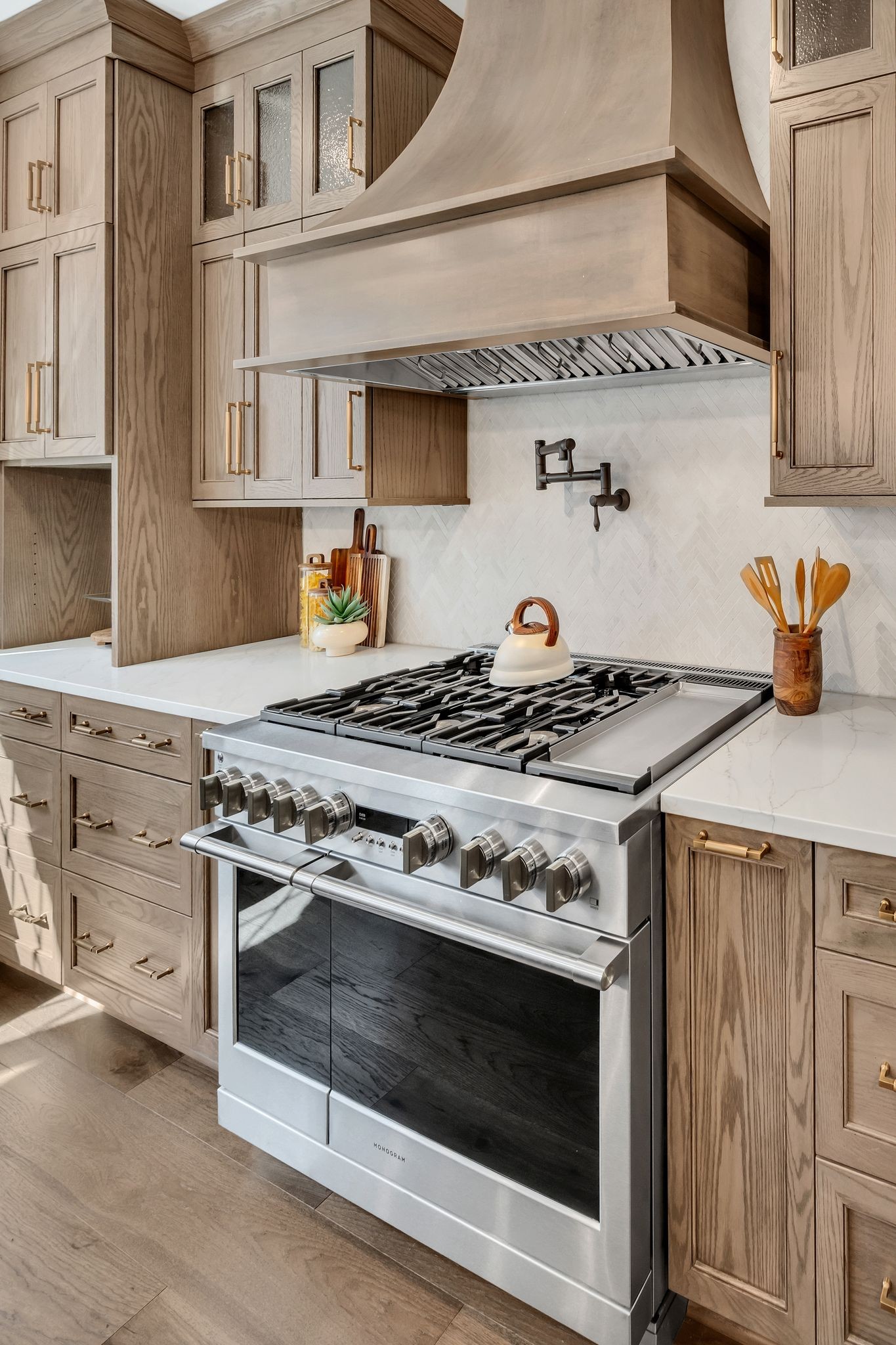 6326 Chickering Woods Dr