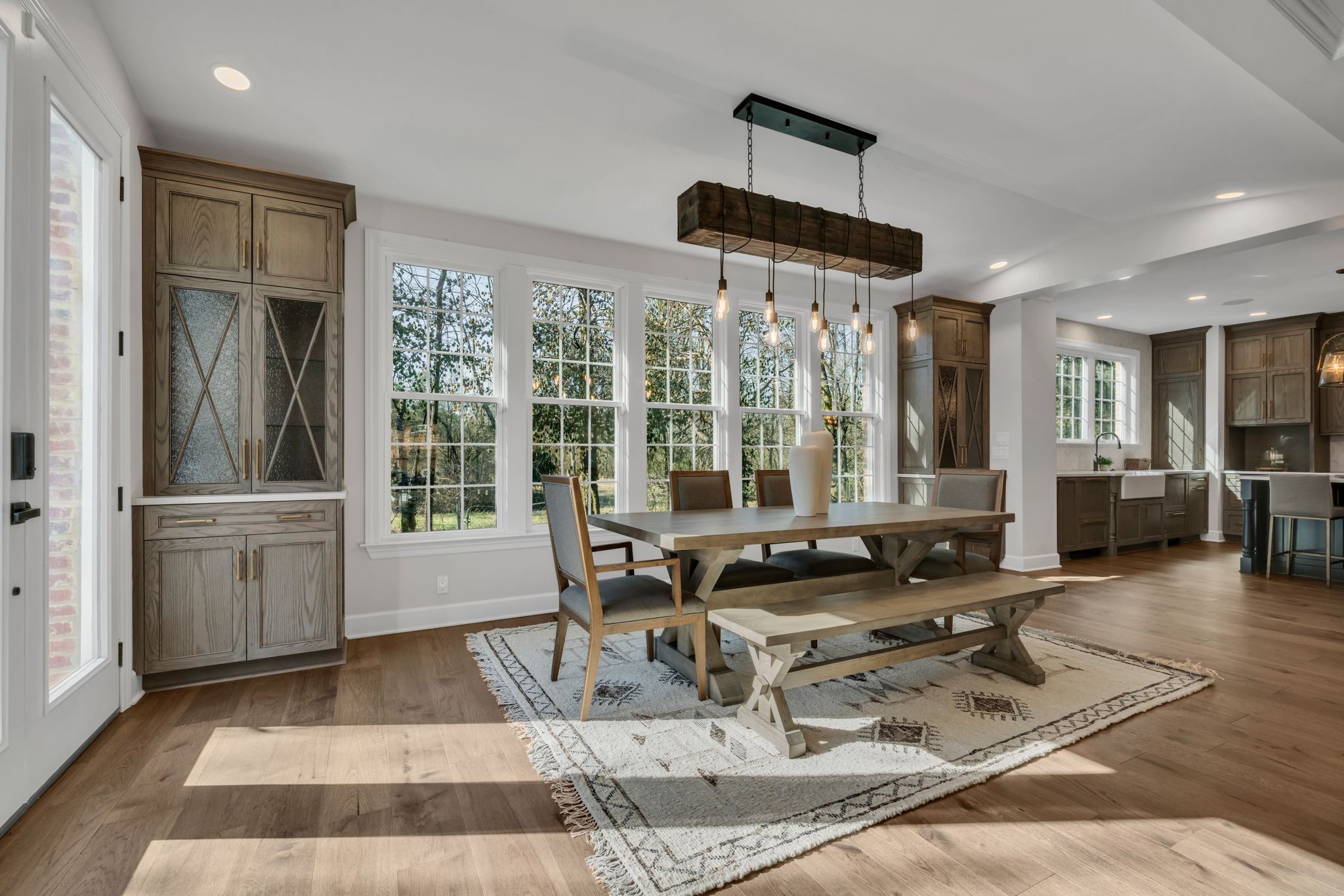 6326 Chickering Woods Dr