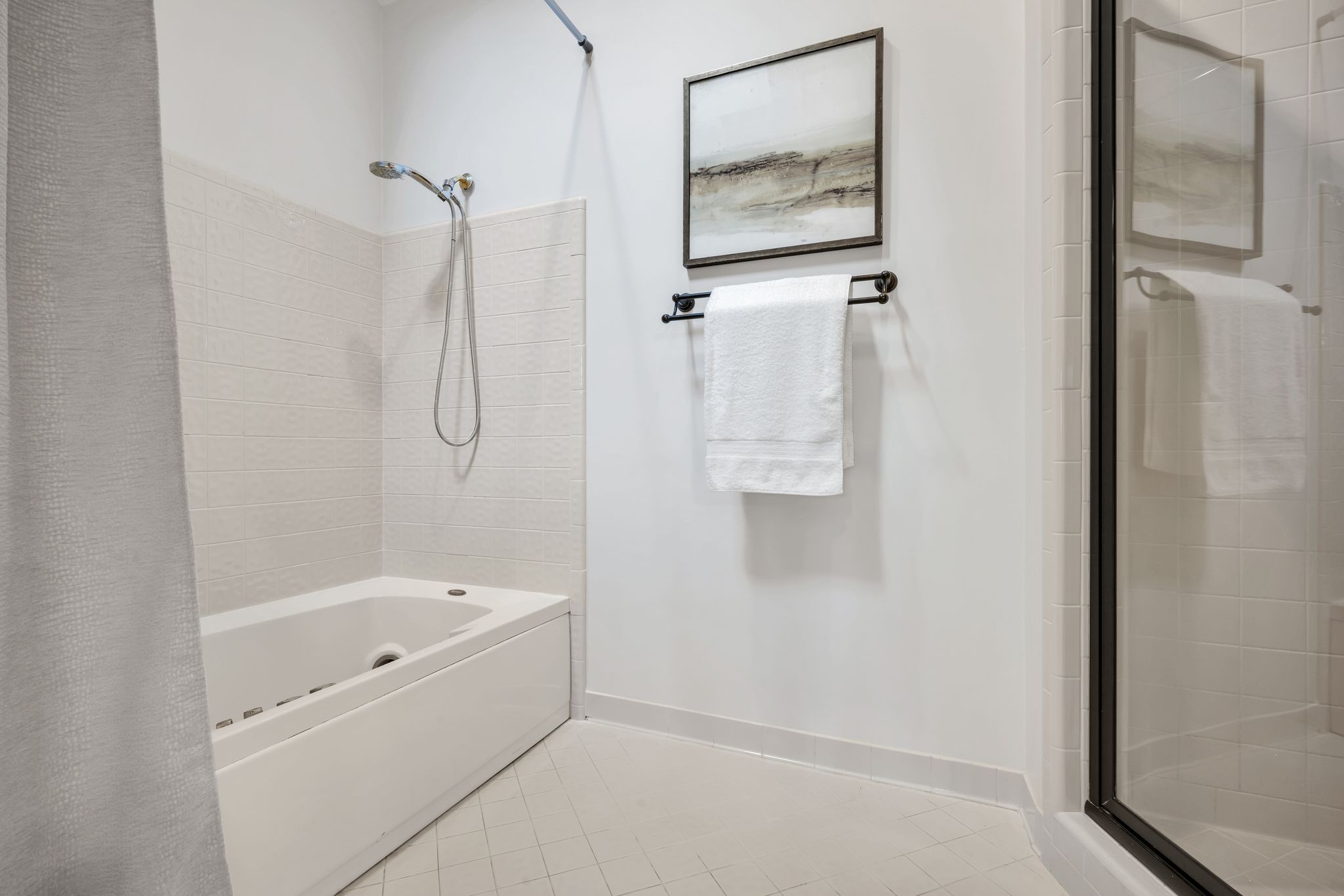 6326 Chickering Woods Dr