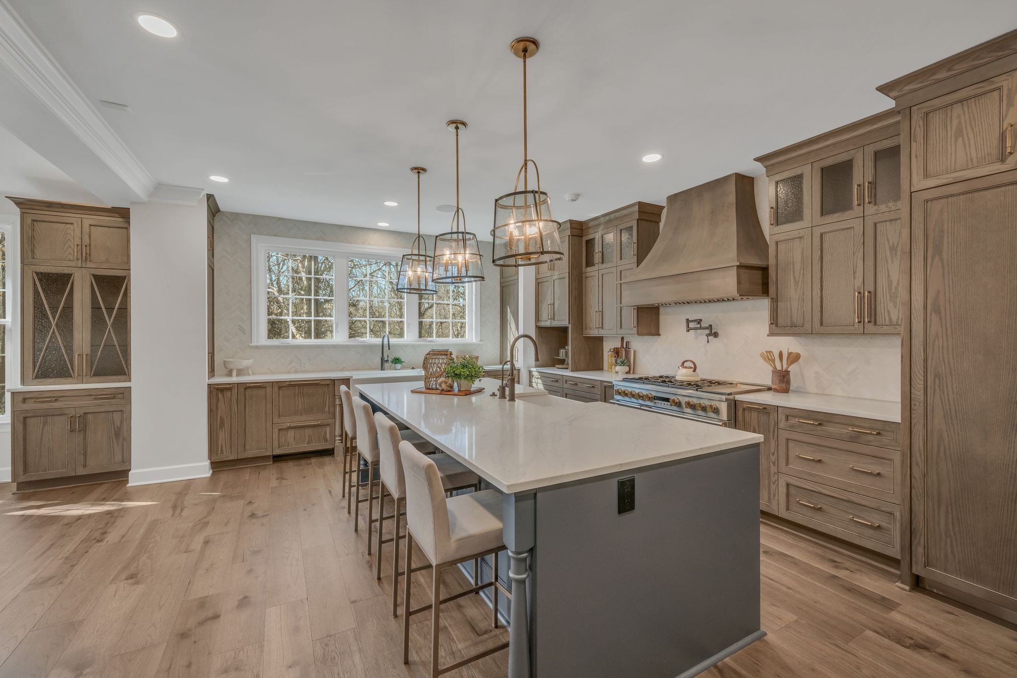 6326 Chickering Woods Dr