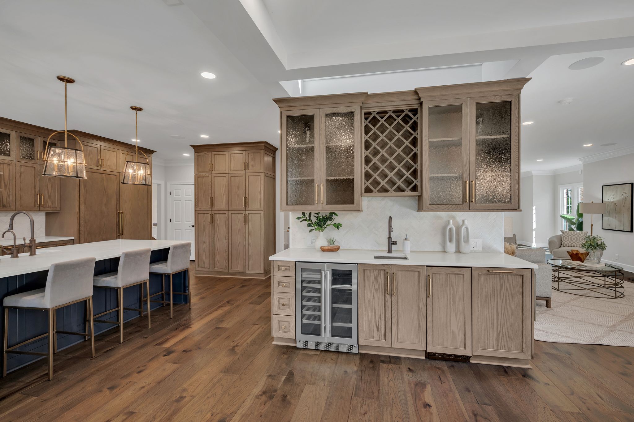 6326 Chickering Woods Dr