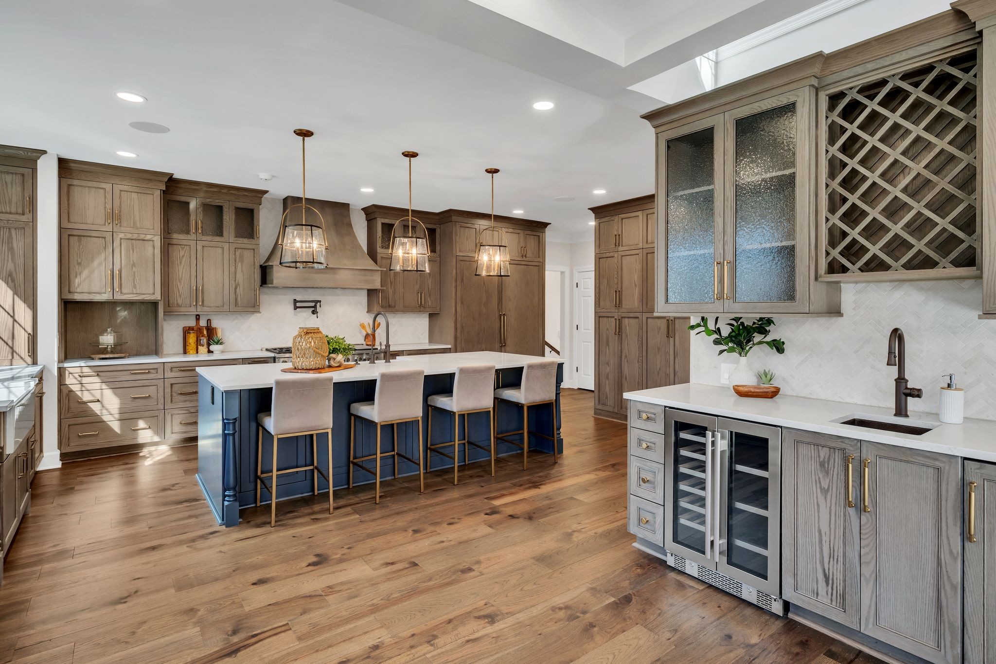 6326 Chickering Woods Dr