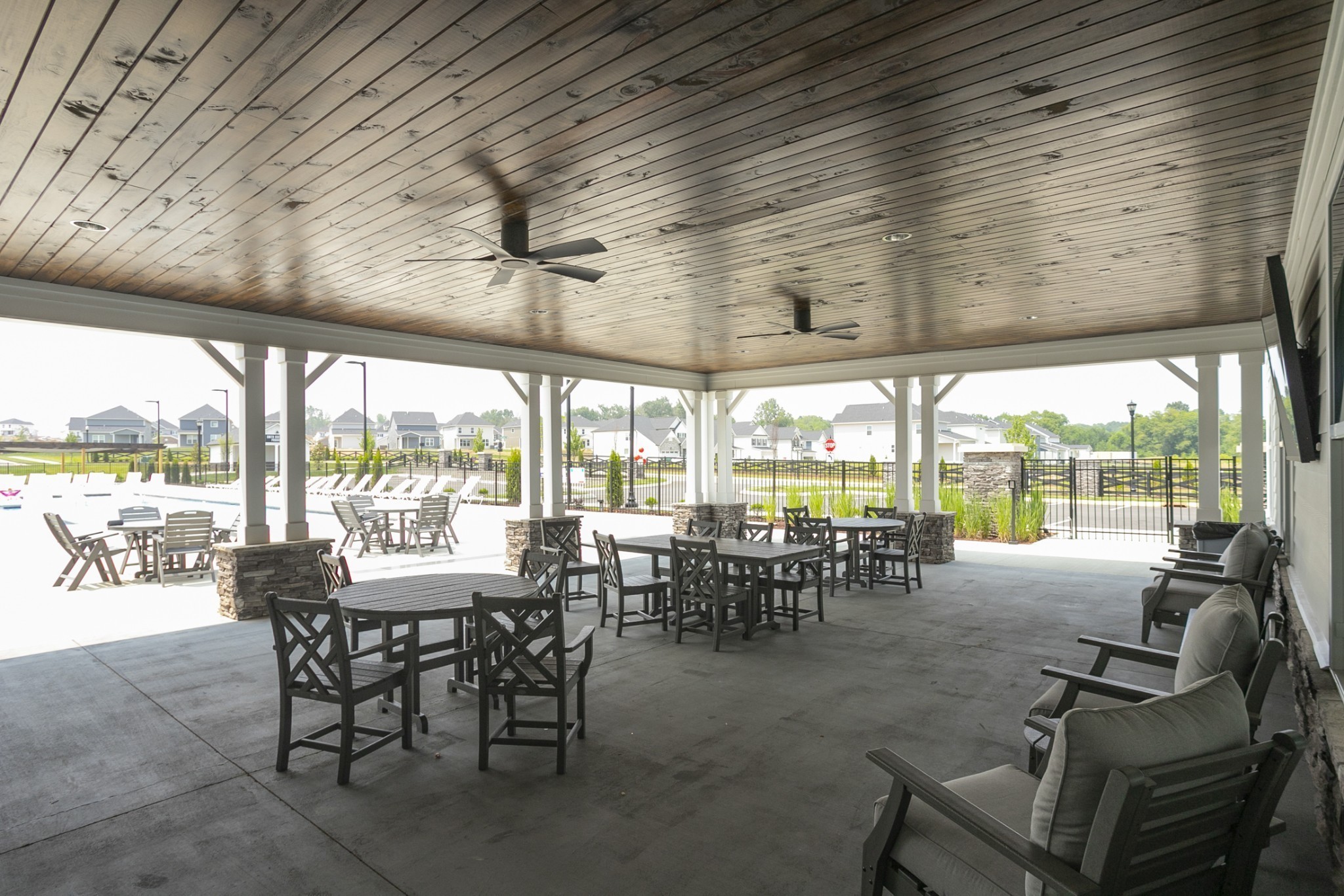 1353 Harmony Hill Ln