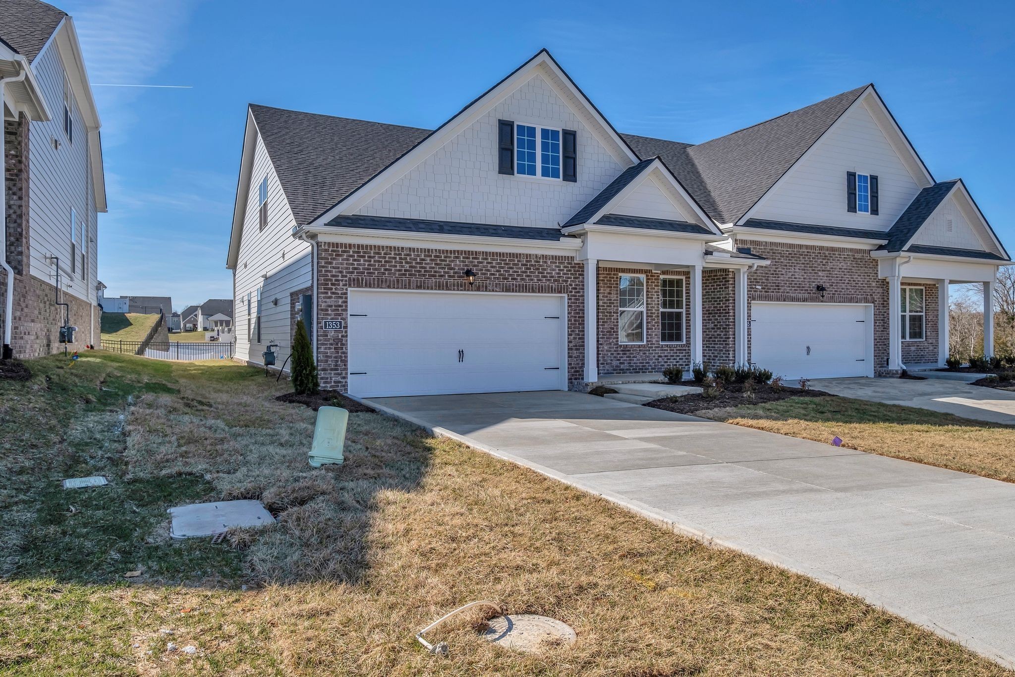 1353 Harmony Hill Ln