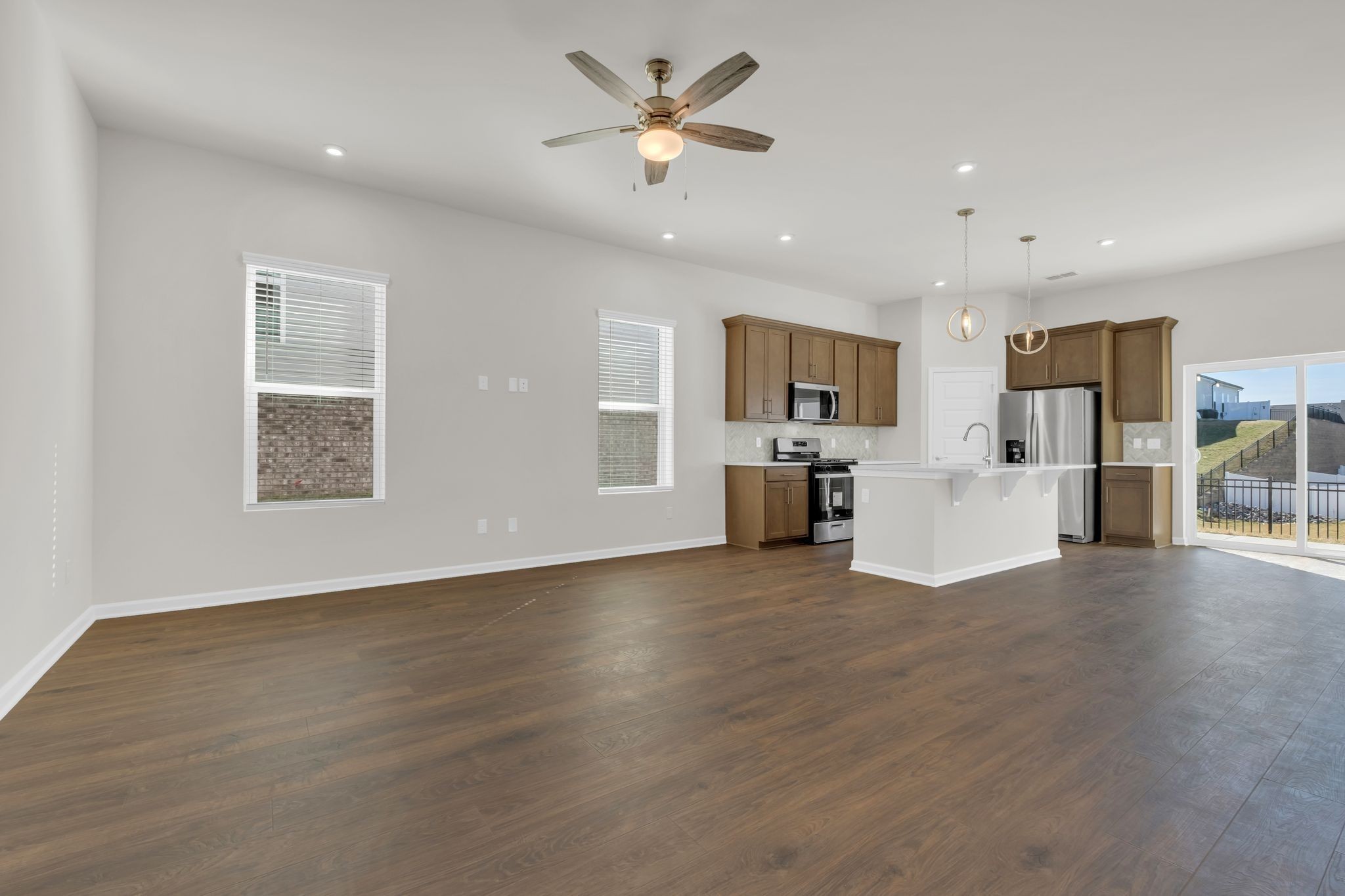 1353 Harmony Hill Ln