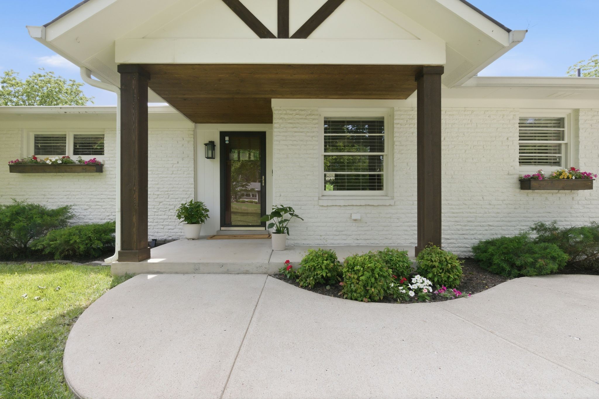 1225 Davidson Rd
