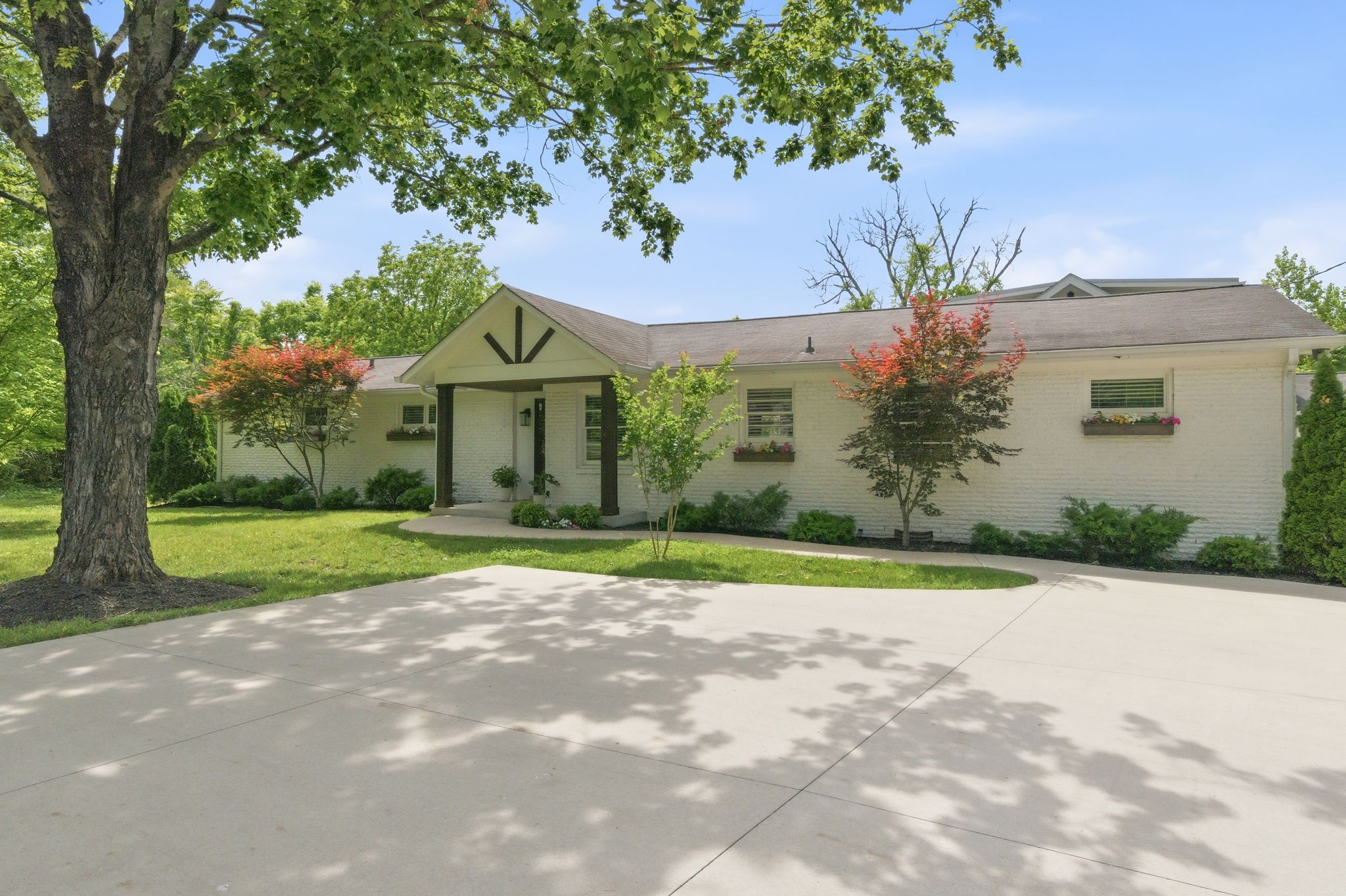 1225 Davidson Rd