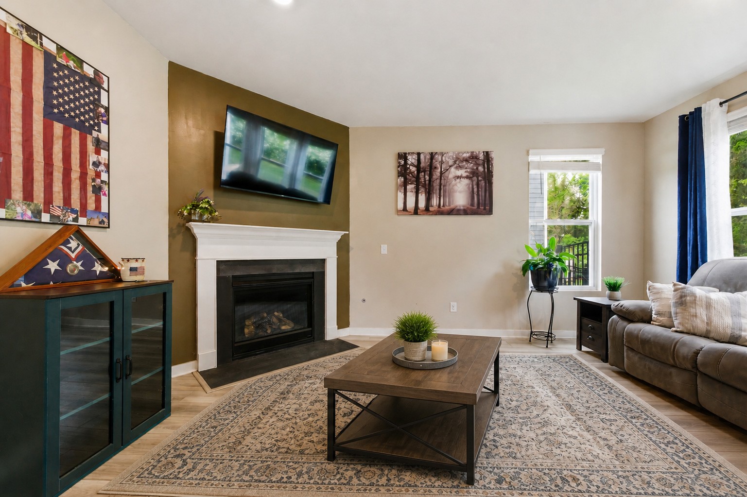 599 Ballard Dr