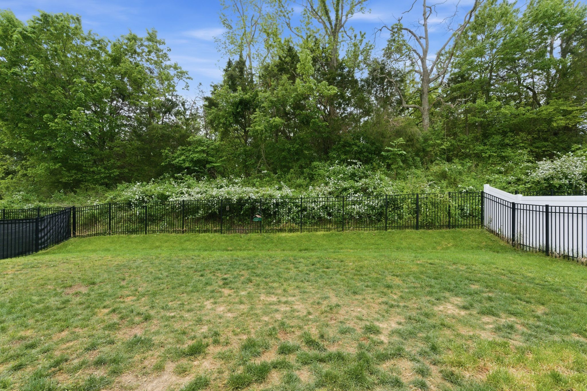599 Ballard Dr