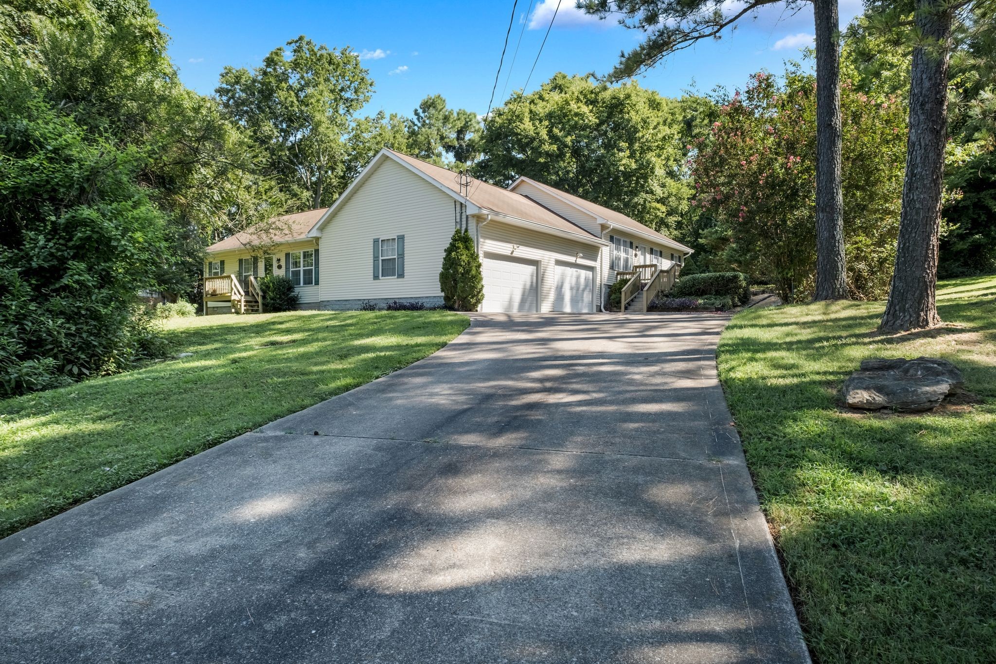 2642 Hibbitts Rd