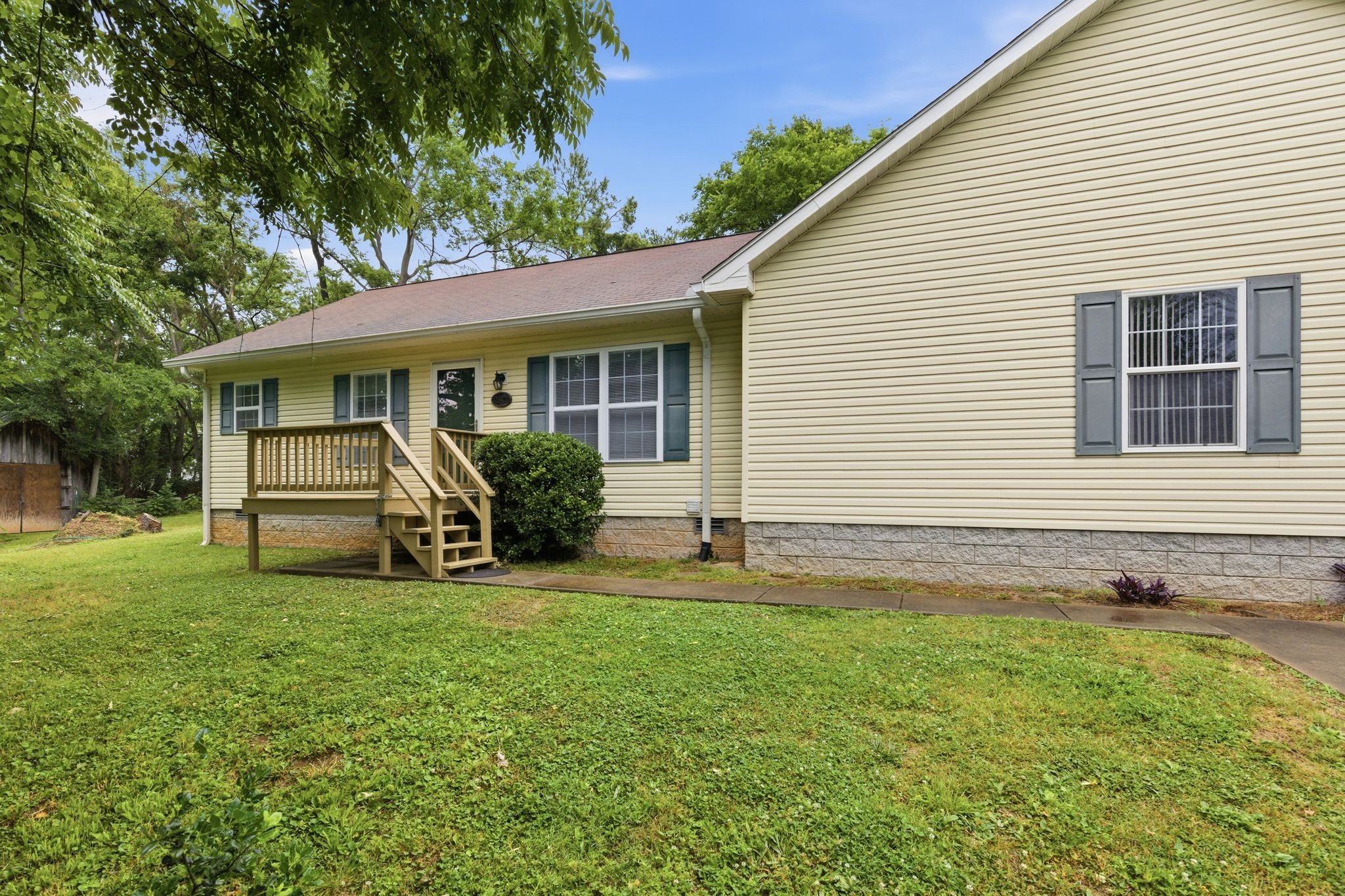2642 Hibbitts Rd