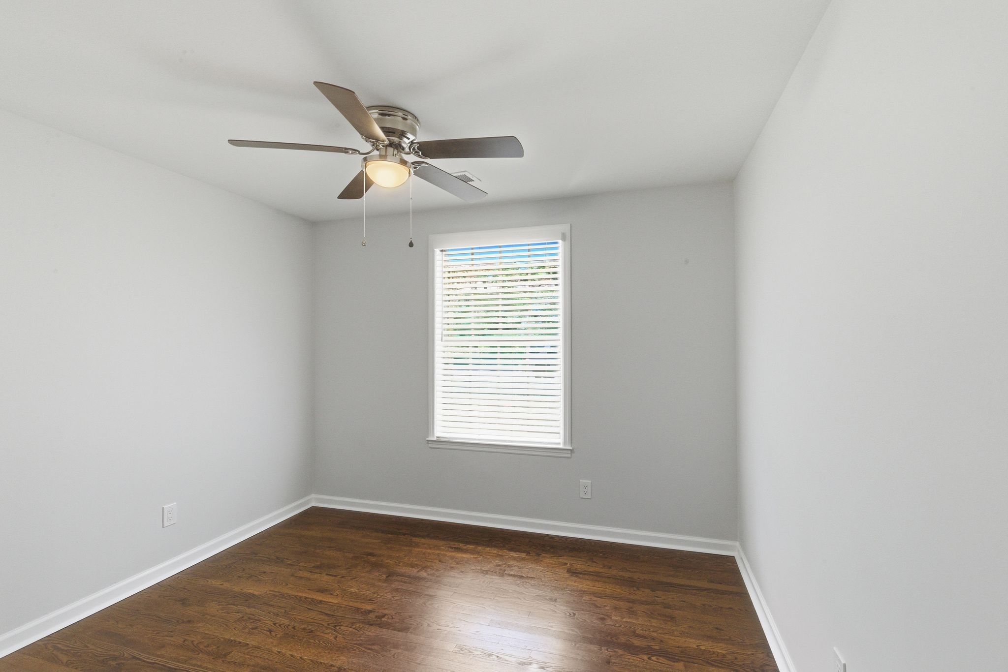 340 Lynn Dr