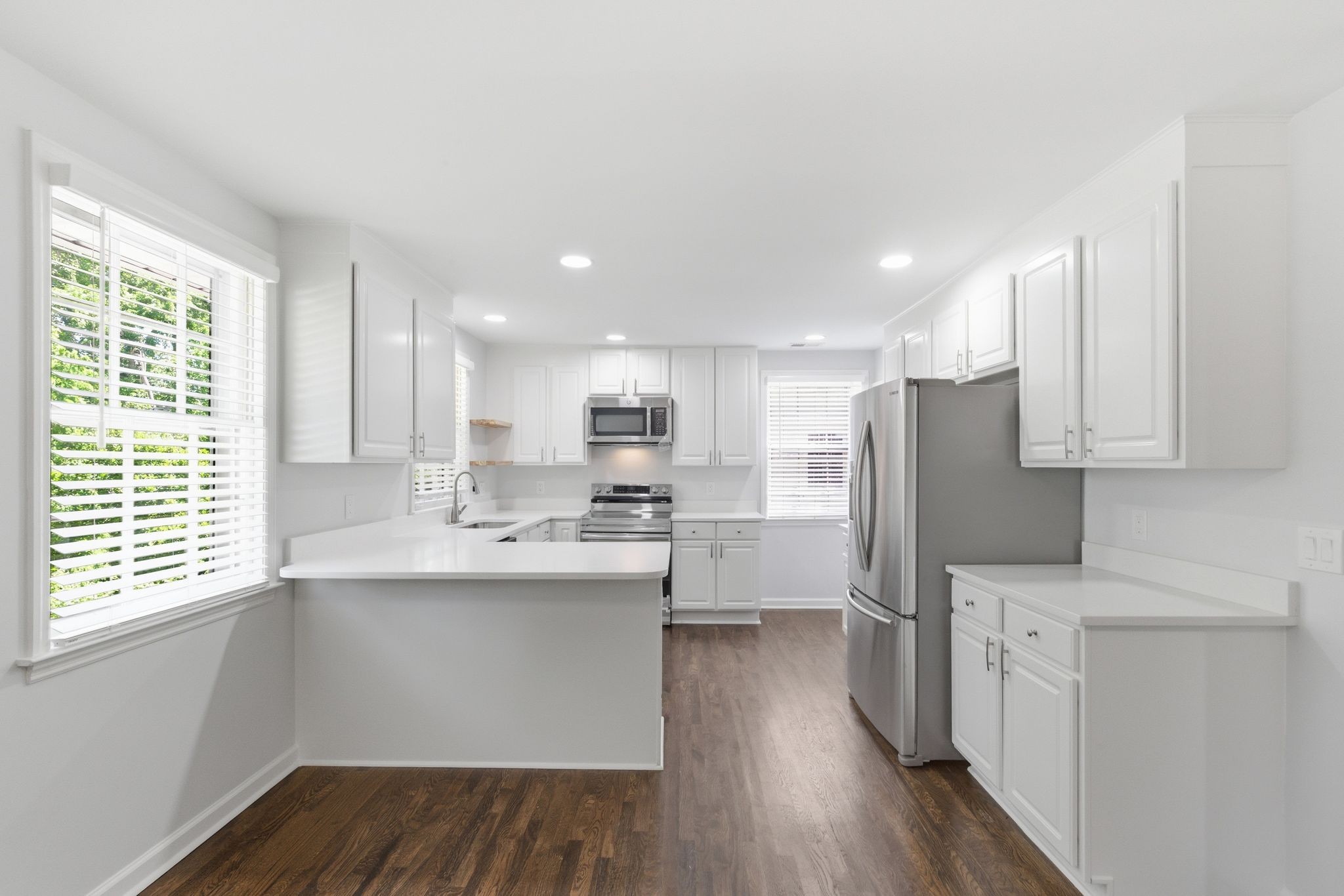 340 Lynn Dr