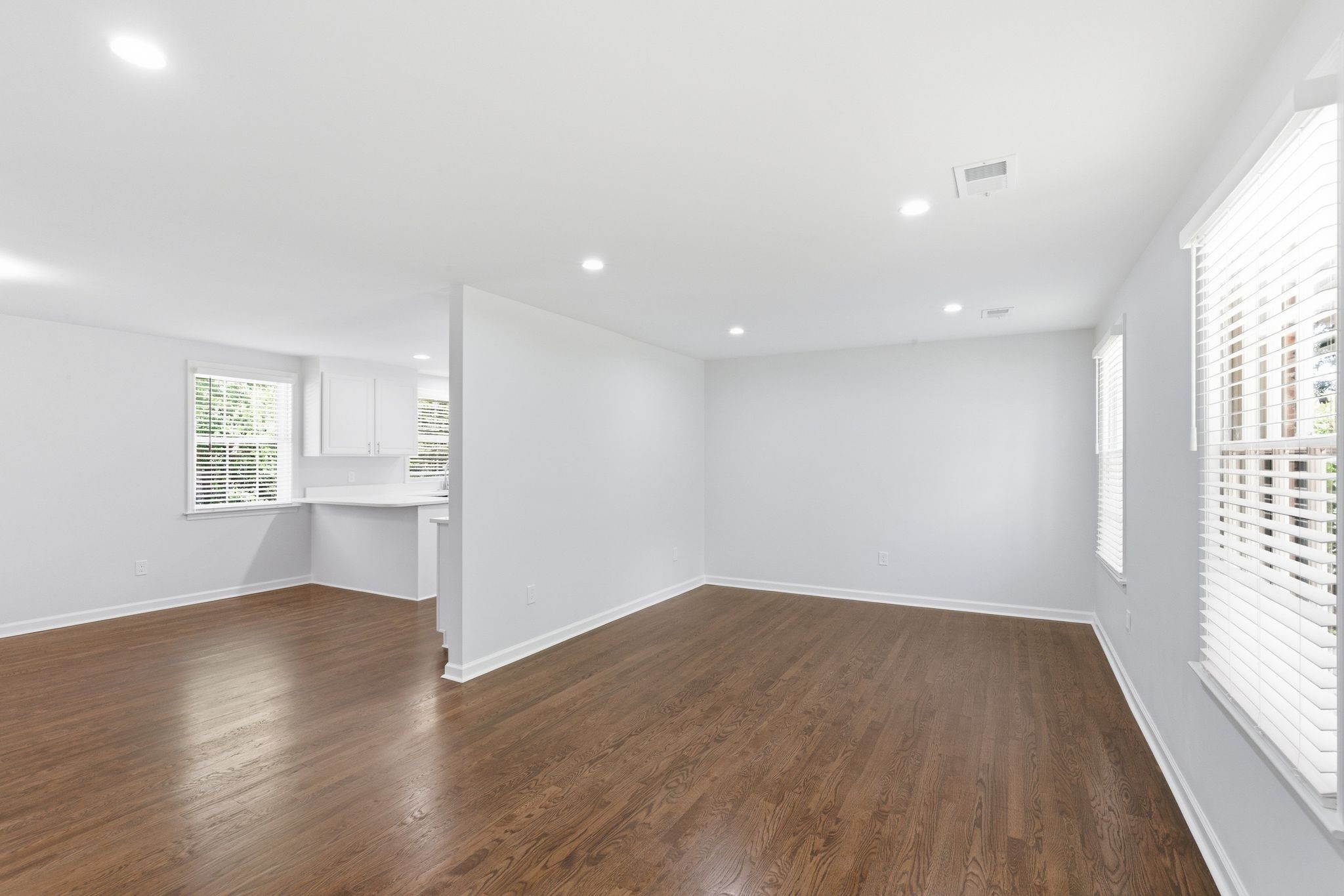 340 Lynn Dr