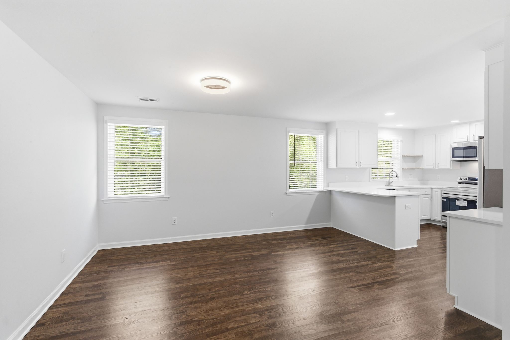 340 Lynn Dr