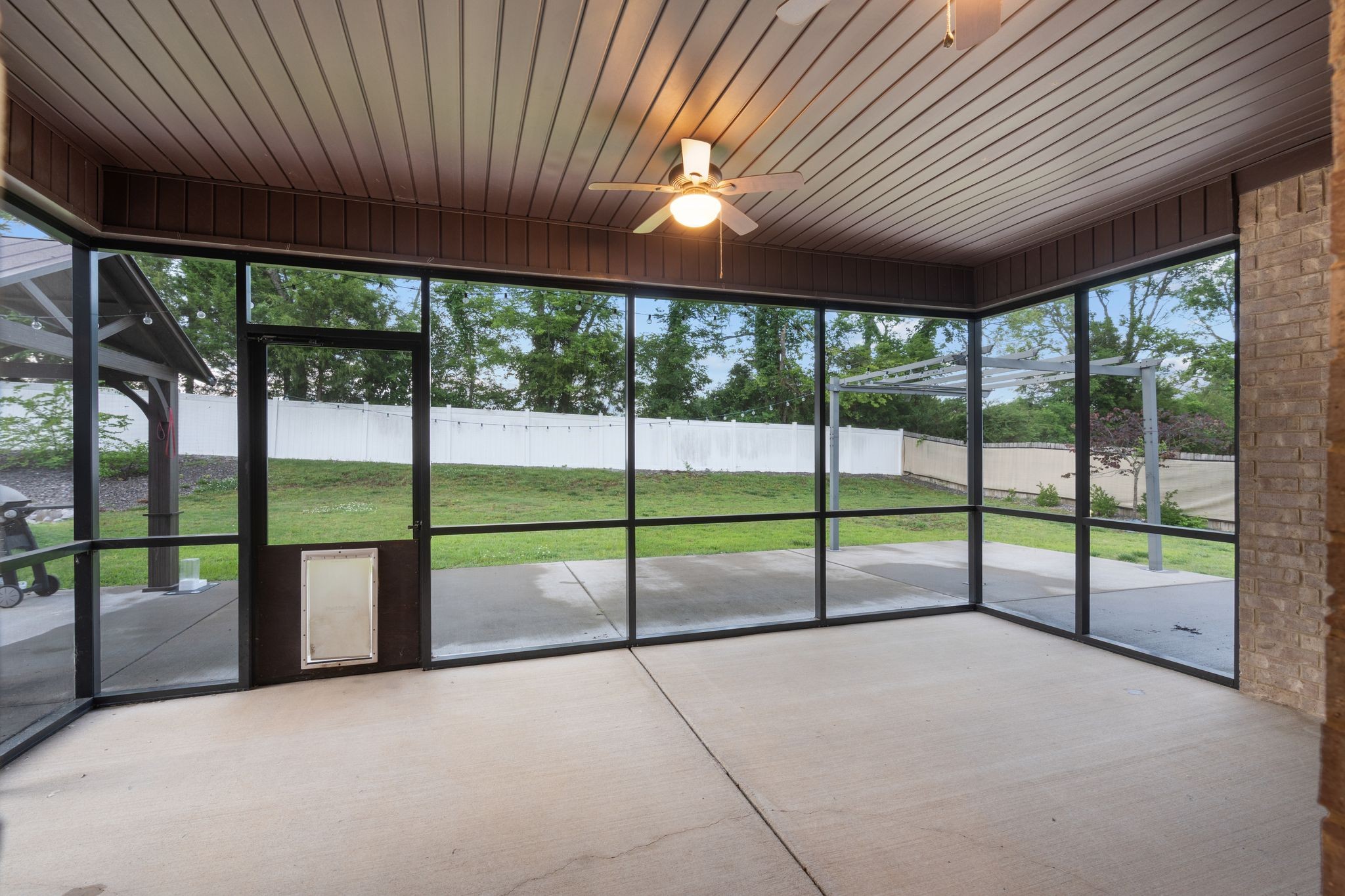 5238 McKinnley Dr