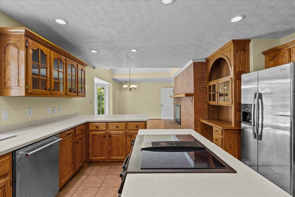 1002 Allenwood Dr