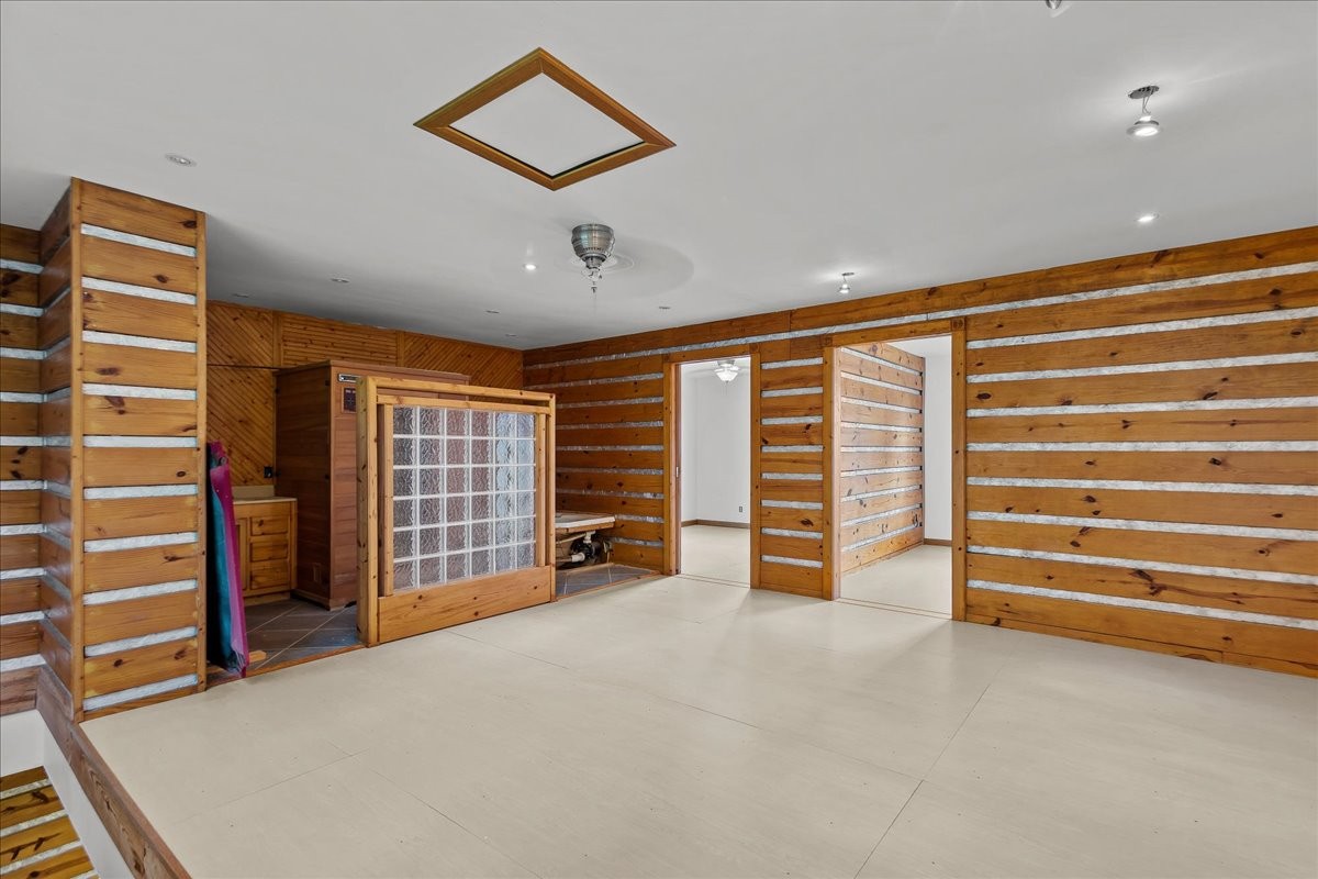 1002 Allenwood Dr
