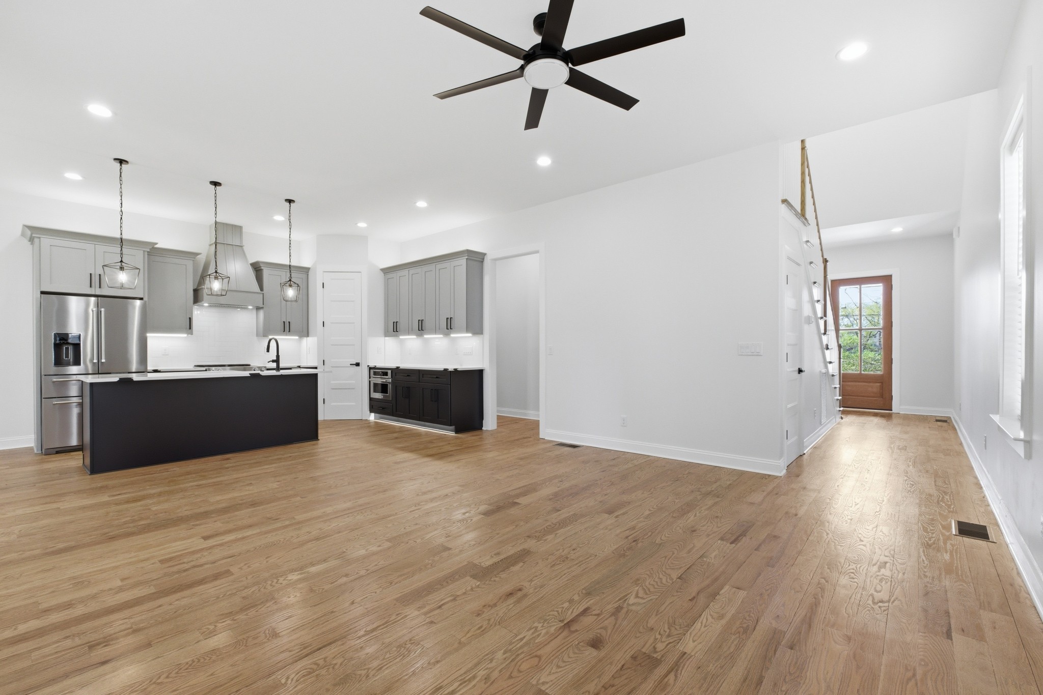 2310 18th Ave, N