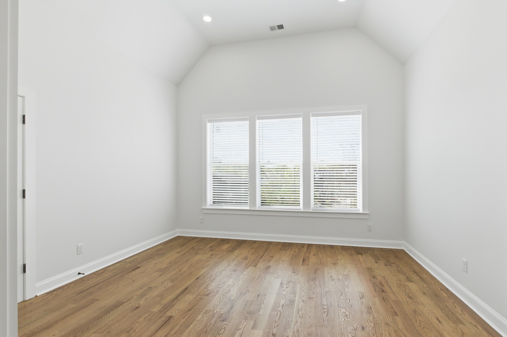 2310 18th Ave, N