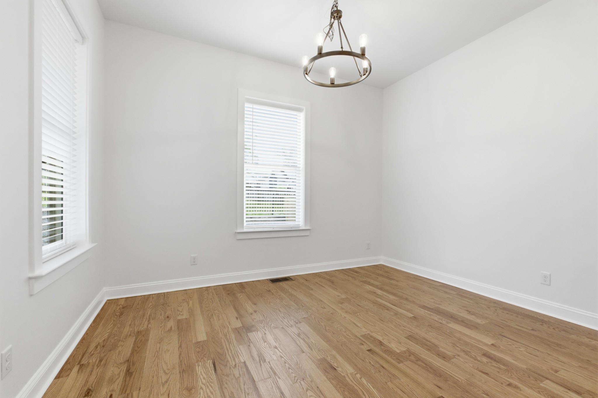 2310 18th Ave, N
