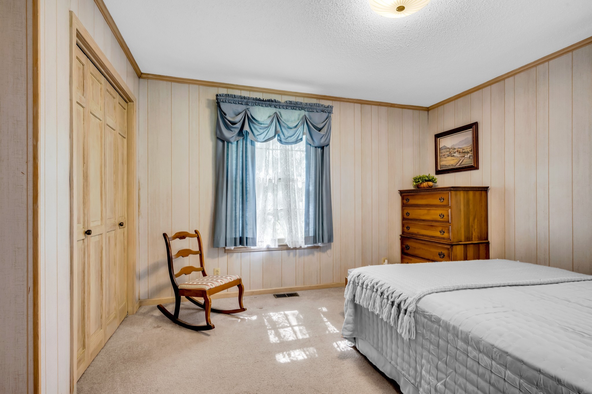 1204 Madison Creek Rd