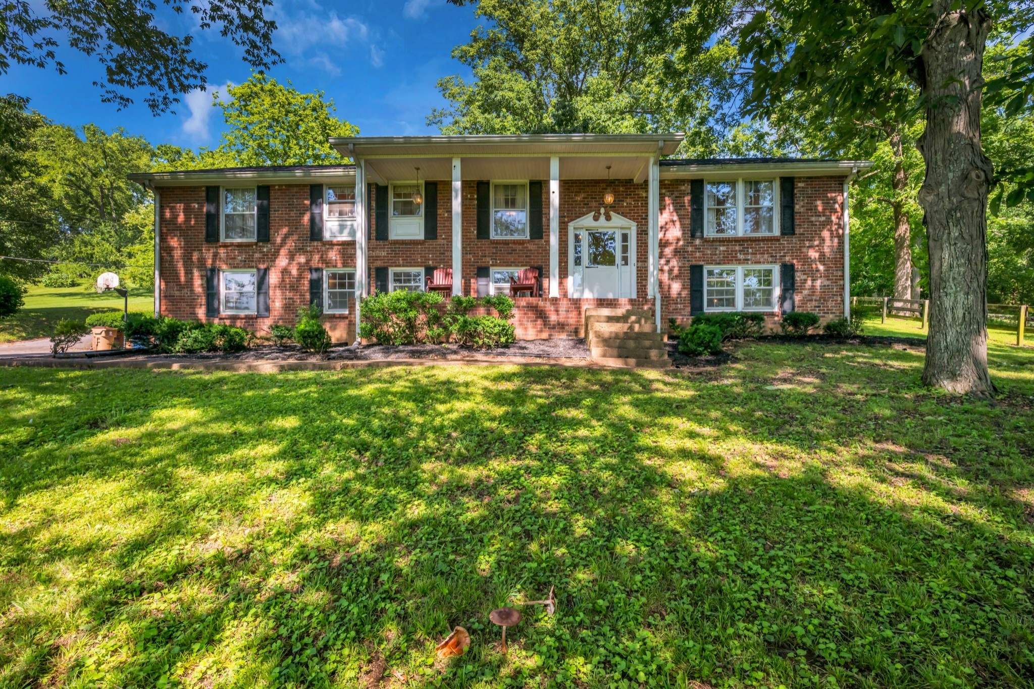1204 Madison Creek Rd