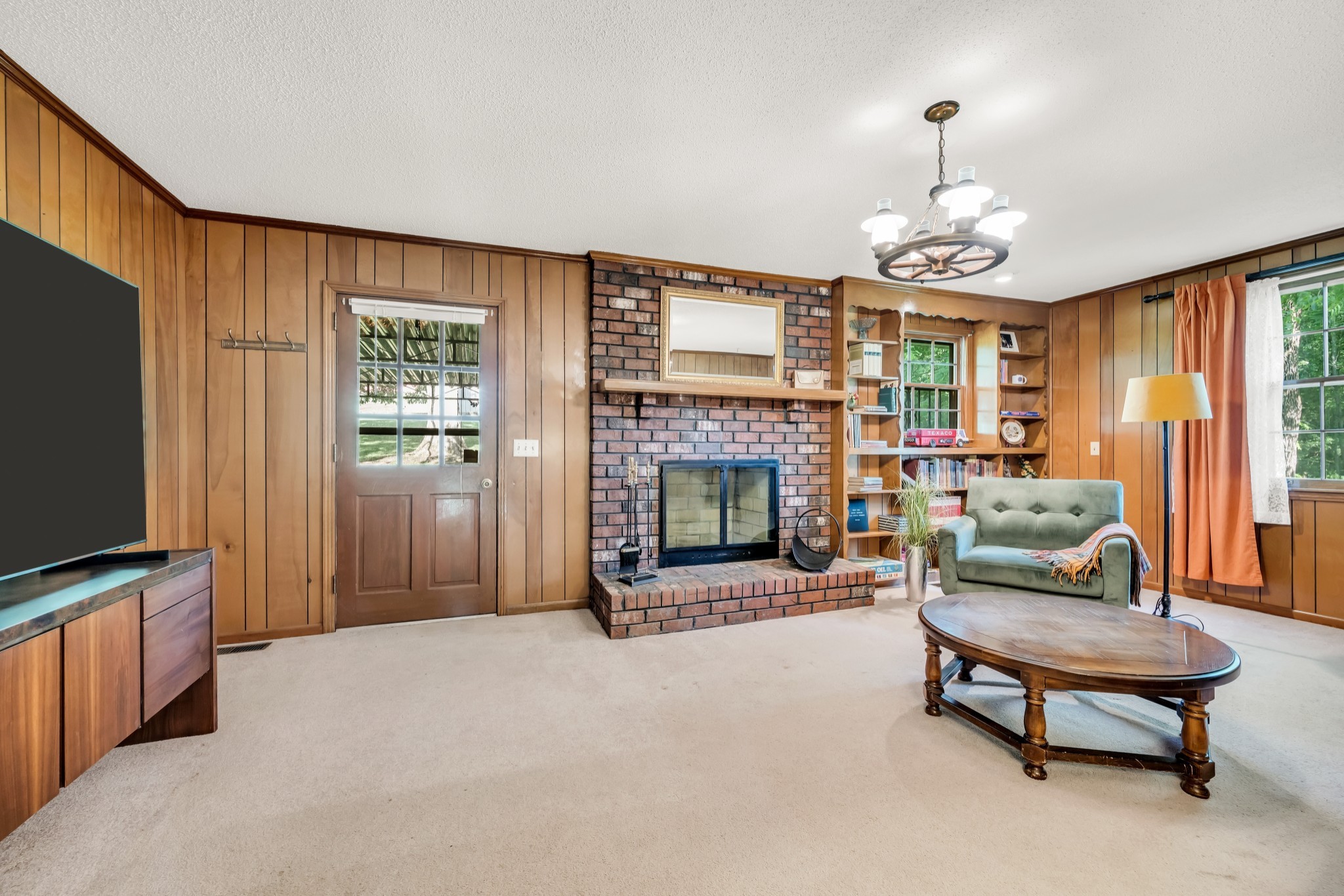 1204 Madison Creek Rd