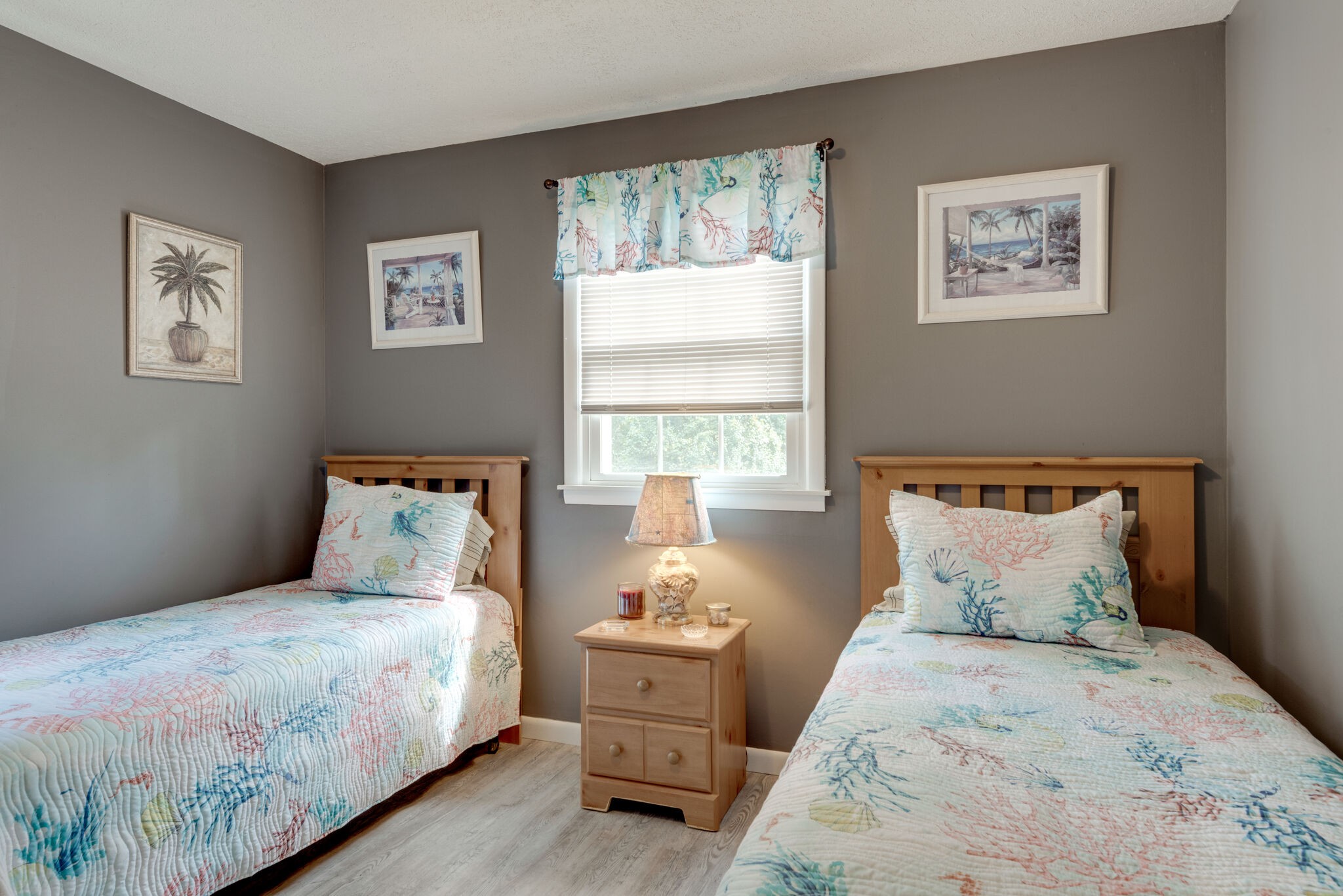 309 Bluebird Ln