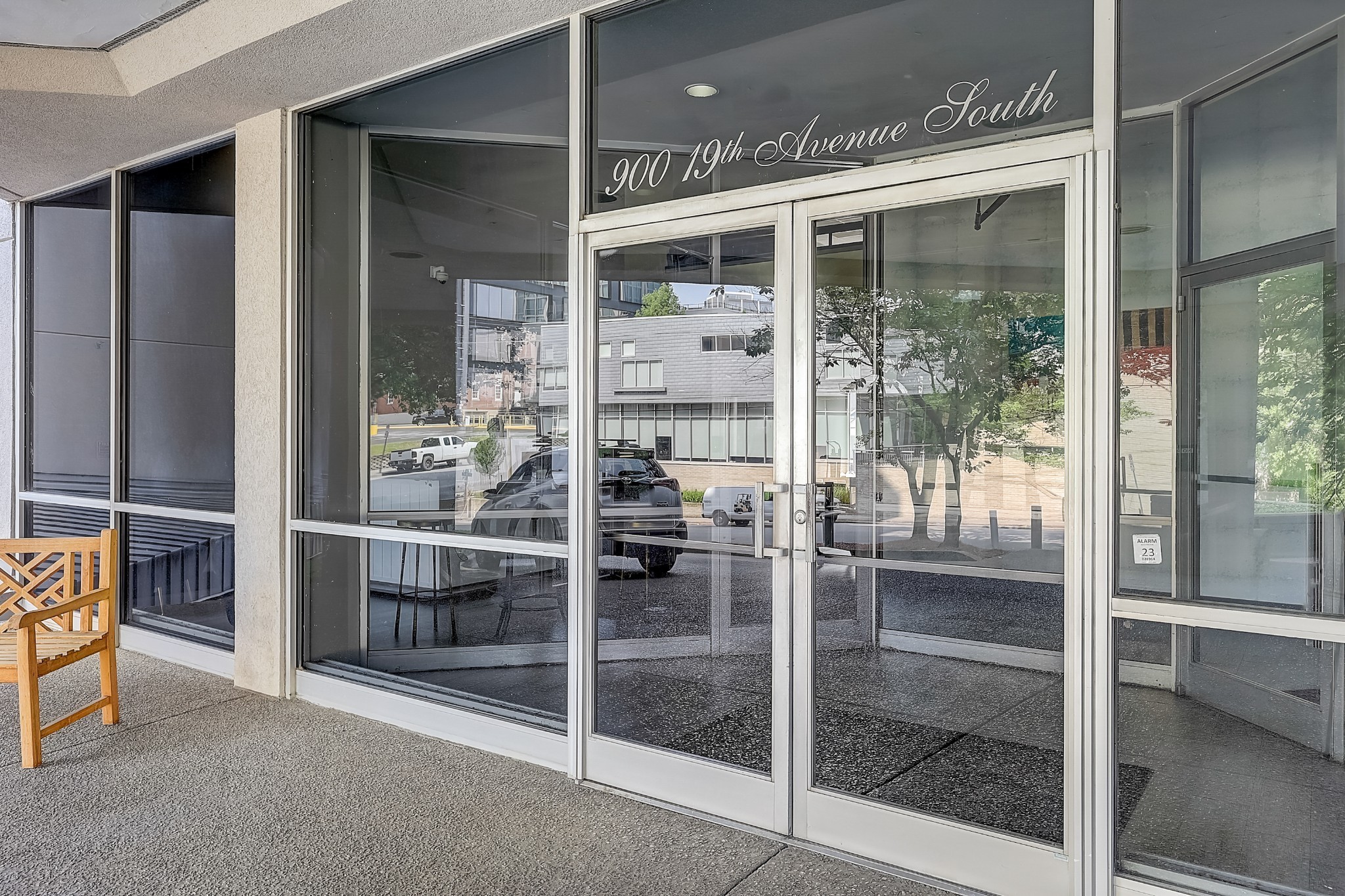 900 19th Ave, S Unit: 703