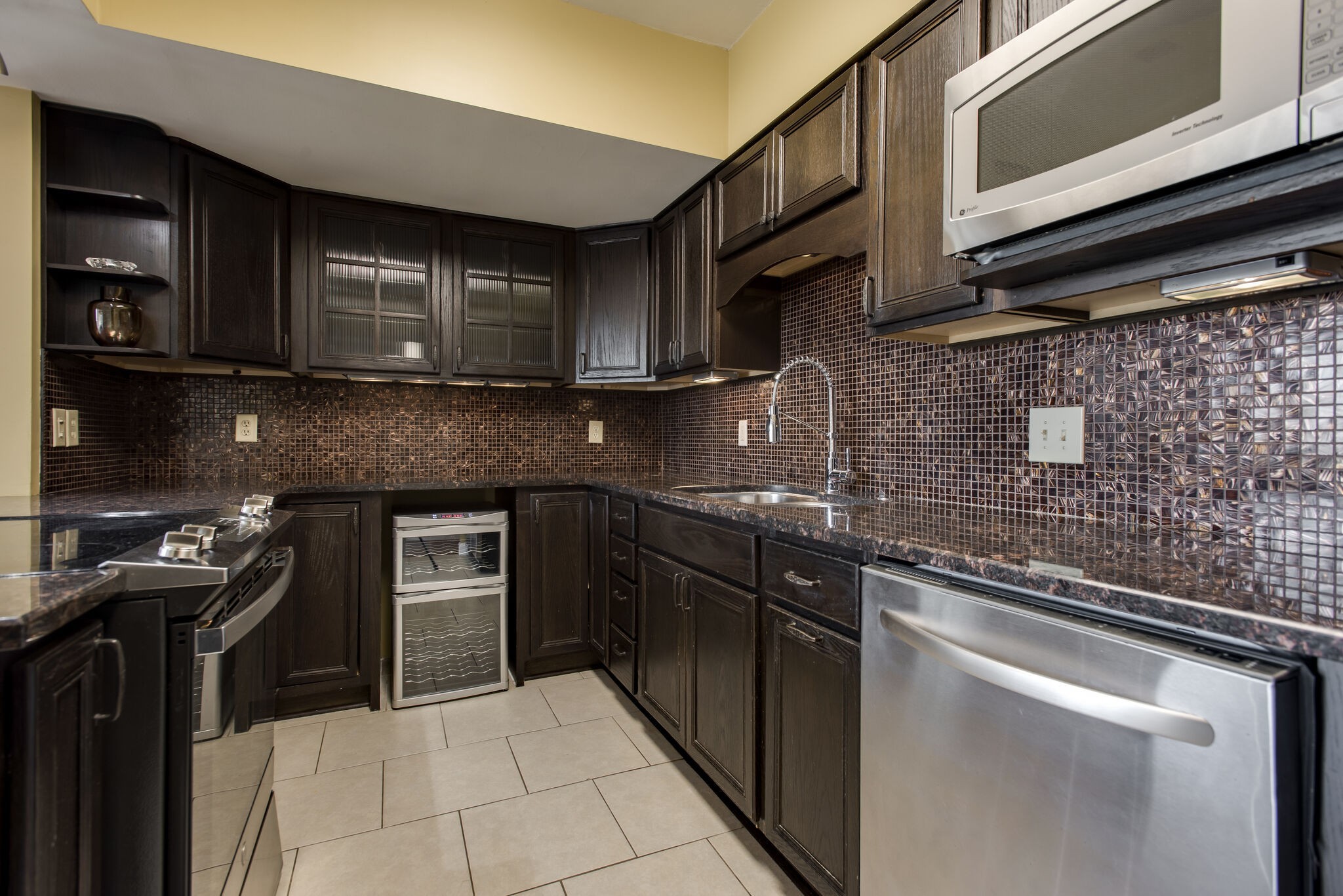 900 19th Ave, S Unit: 703