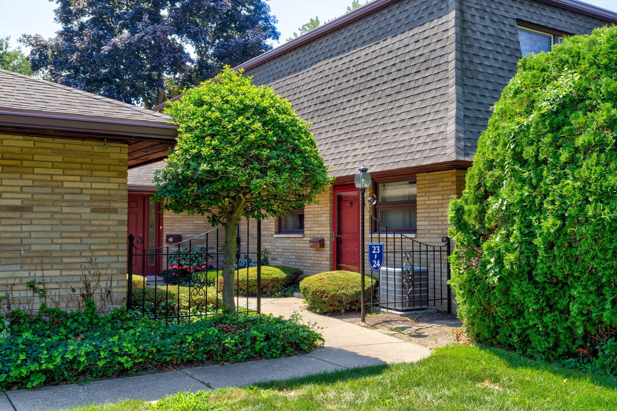 2727 S Lakeshore Drive F-24, St. Joseph Unit: F-24