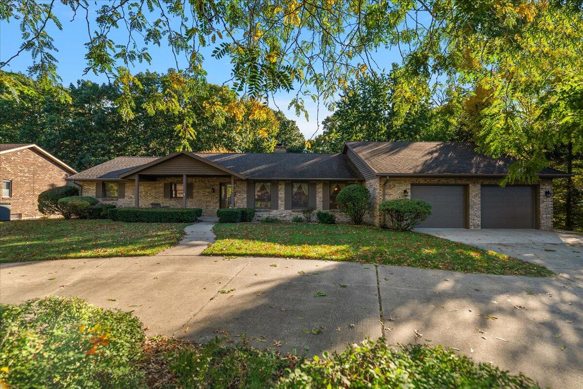 2699 Oakbrook Drive, St. Joseph