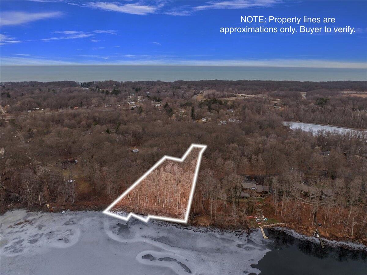 6211 Lakewood Pointe Drive