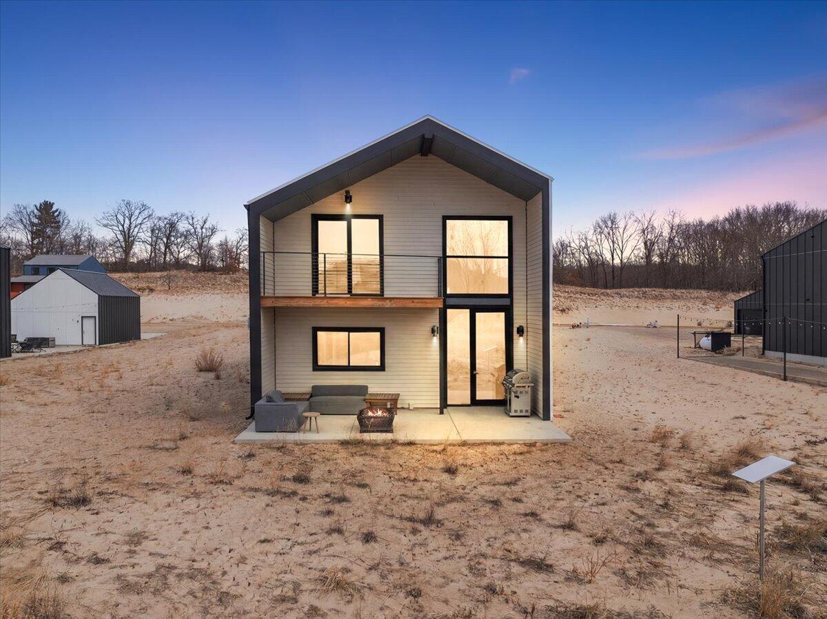 7400 Lake Solis Drive 23