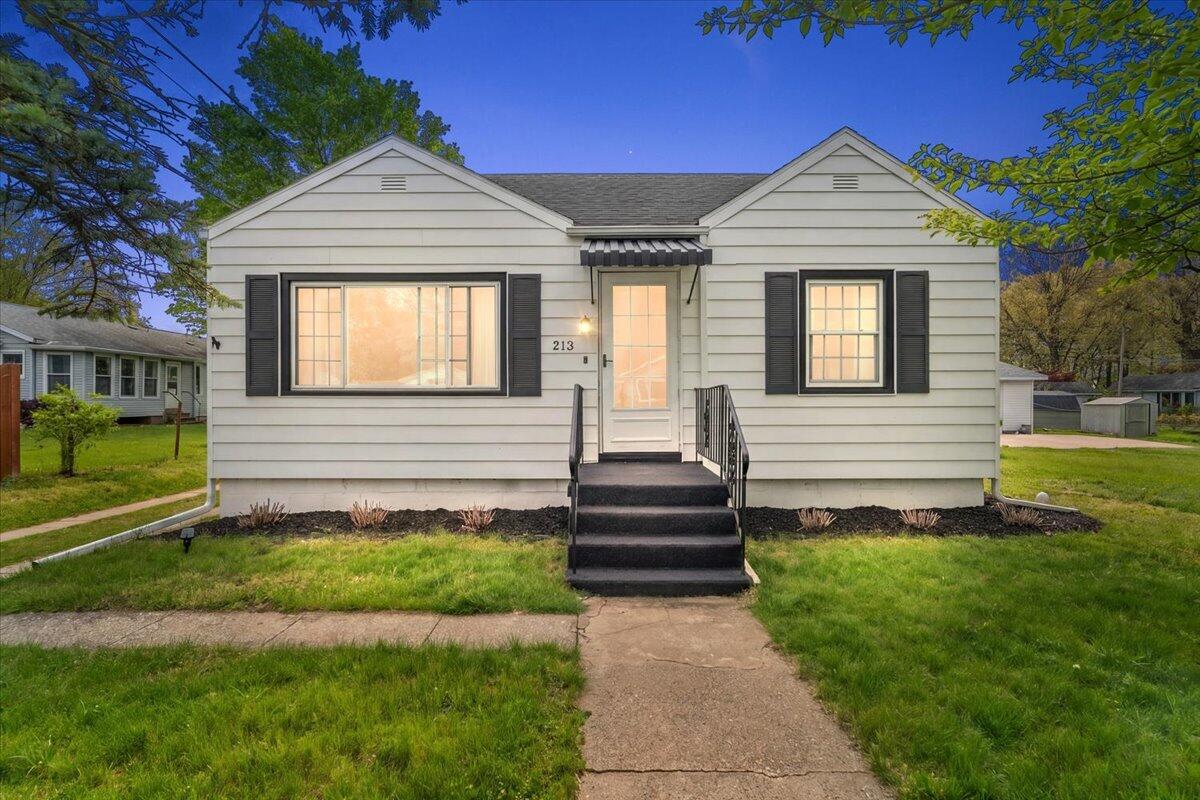 213 Ward Avenue, St. Joseph