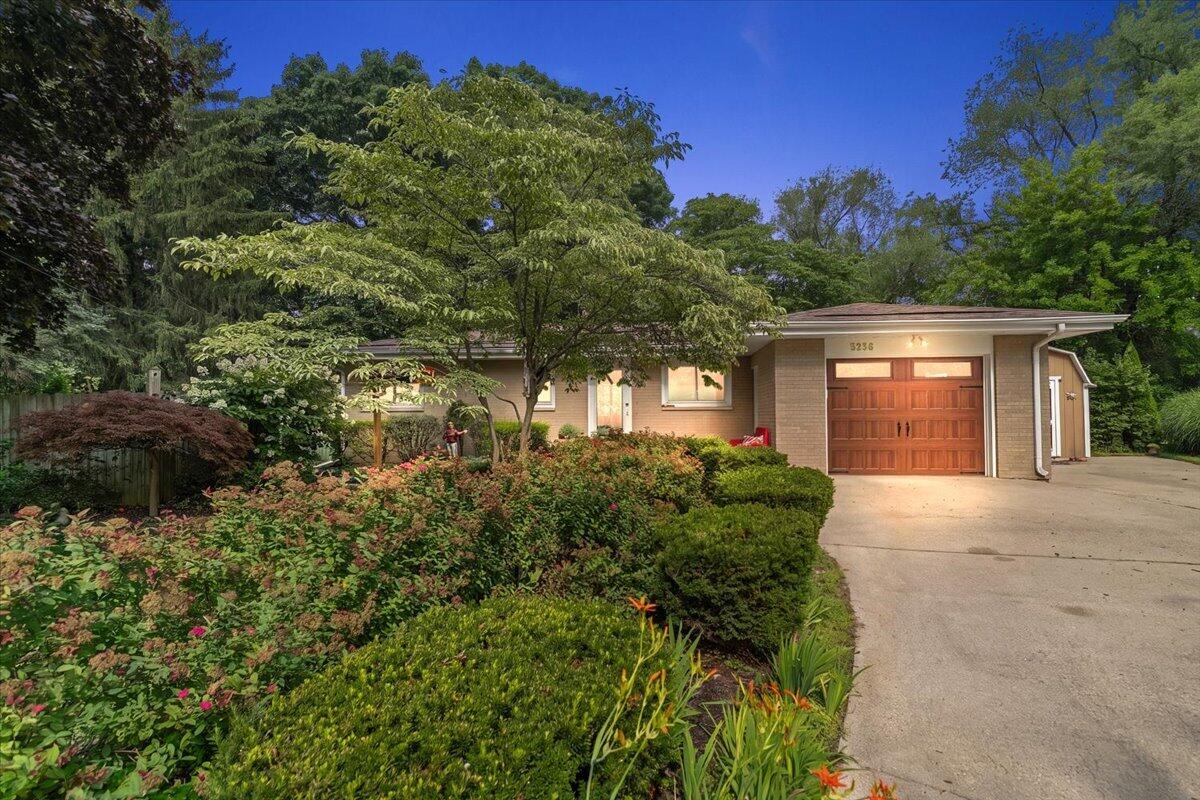 5236 Wilshire Terrace, St. Joseph