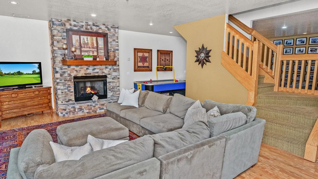 231 Indian Lake Road