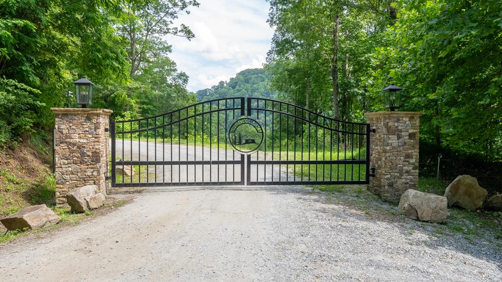 231 Indian Lake Road