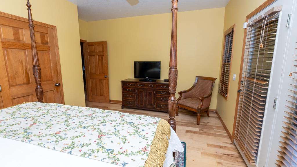 231 Indian Lake Road