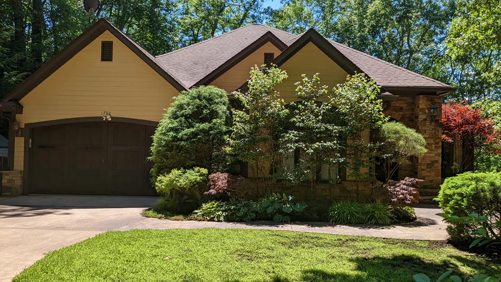 1762 Garnet Ridge Rd