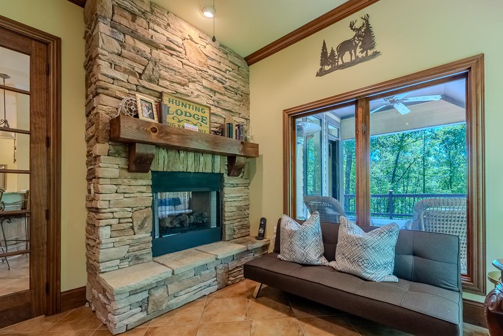 1762 Garnet Ridge Rd