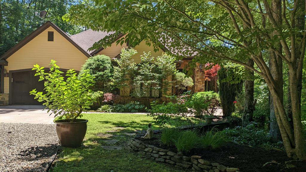 1762 Garnet Ridge Rd