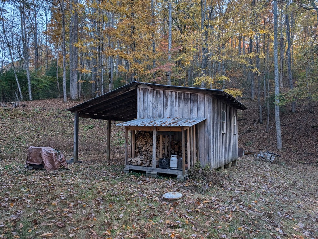 620 Old Smoky Gap Road