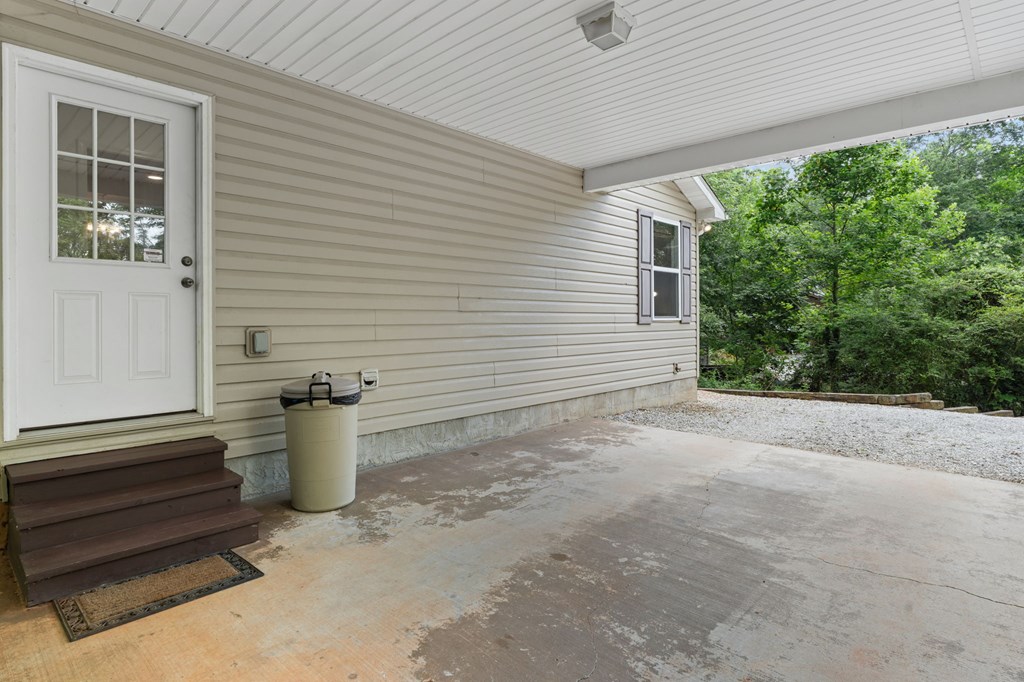 133 Underburg Lane