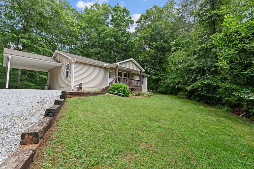 133 Underburg Lane
