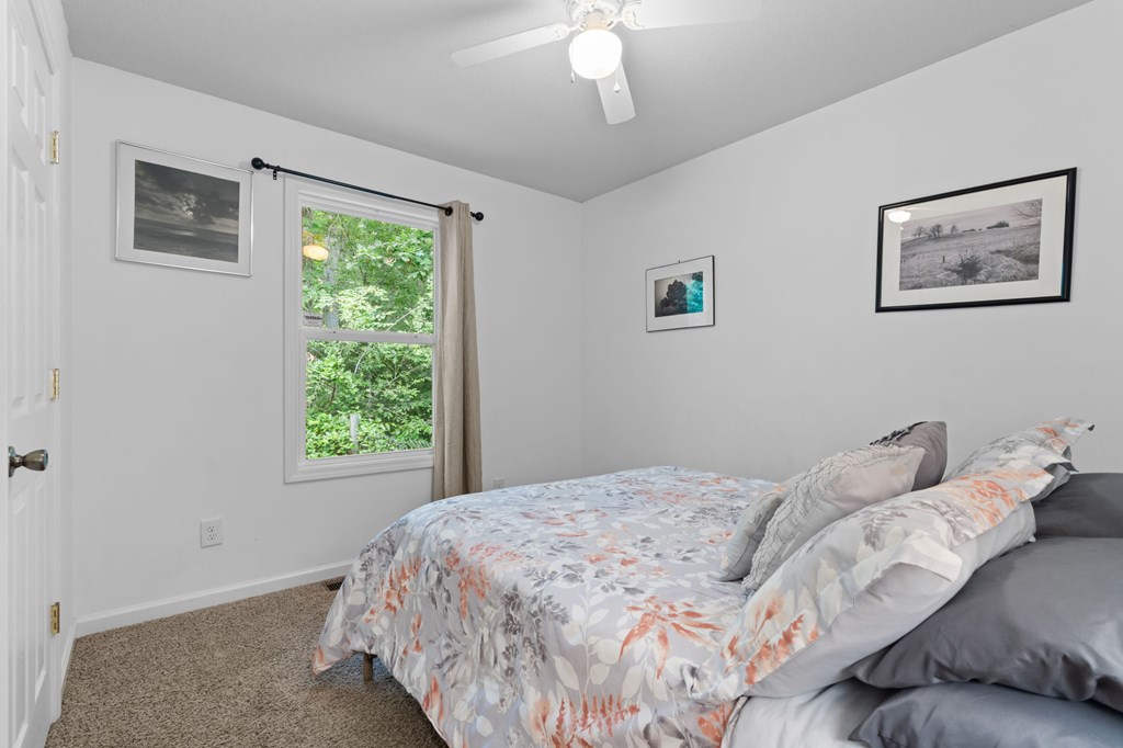 133 Underburg Lane