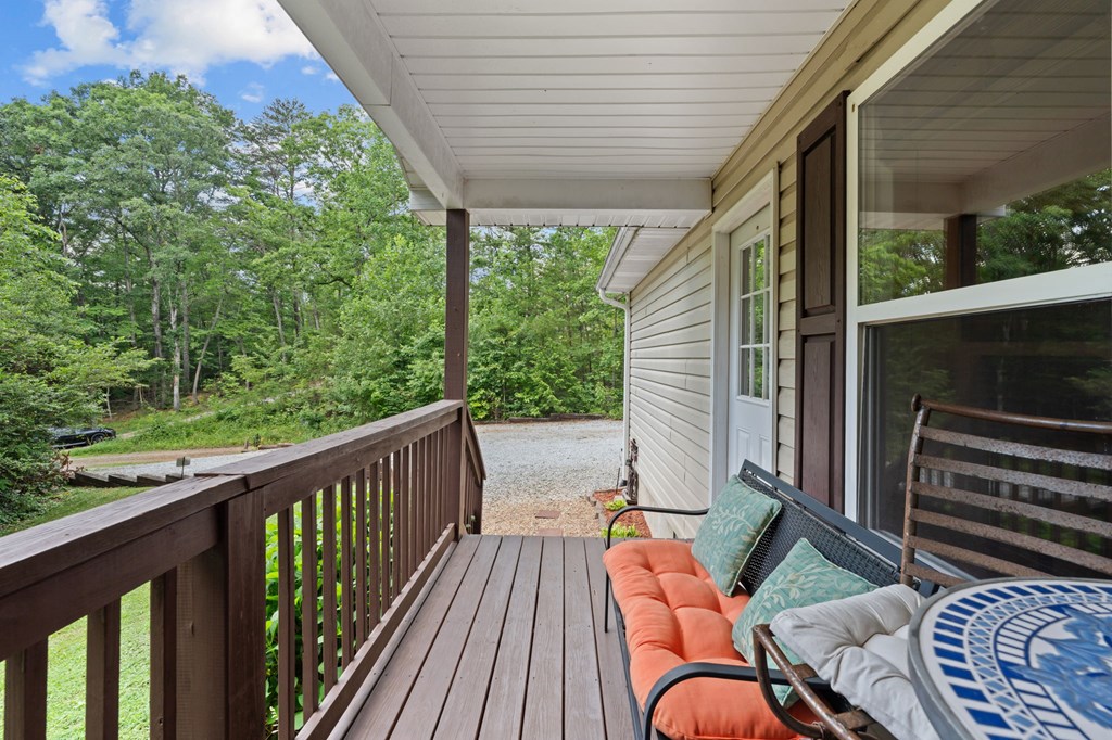 133 Underburg Lane