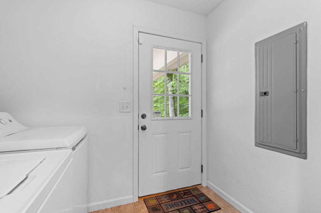 133 Underburg Lane